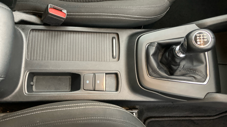 Ford Focus 1.0 EcoBoost Hybrid mHEV 155 Titanium 5dr Petrol Hatchback